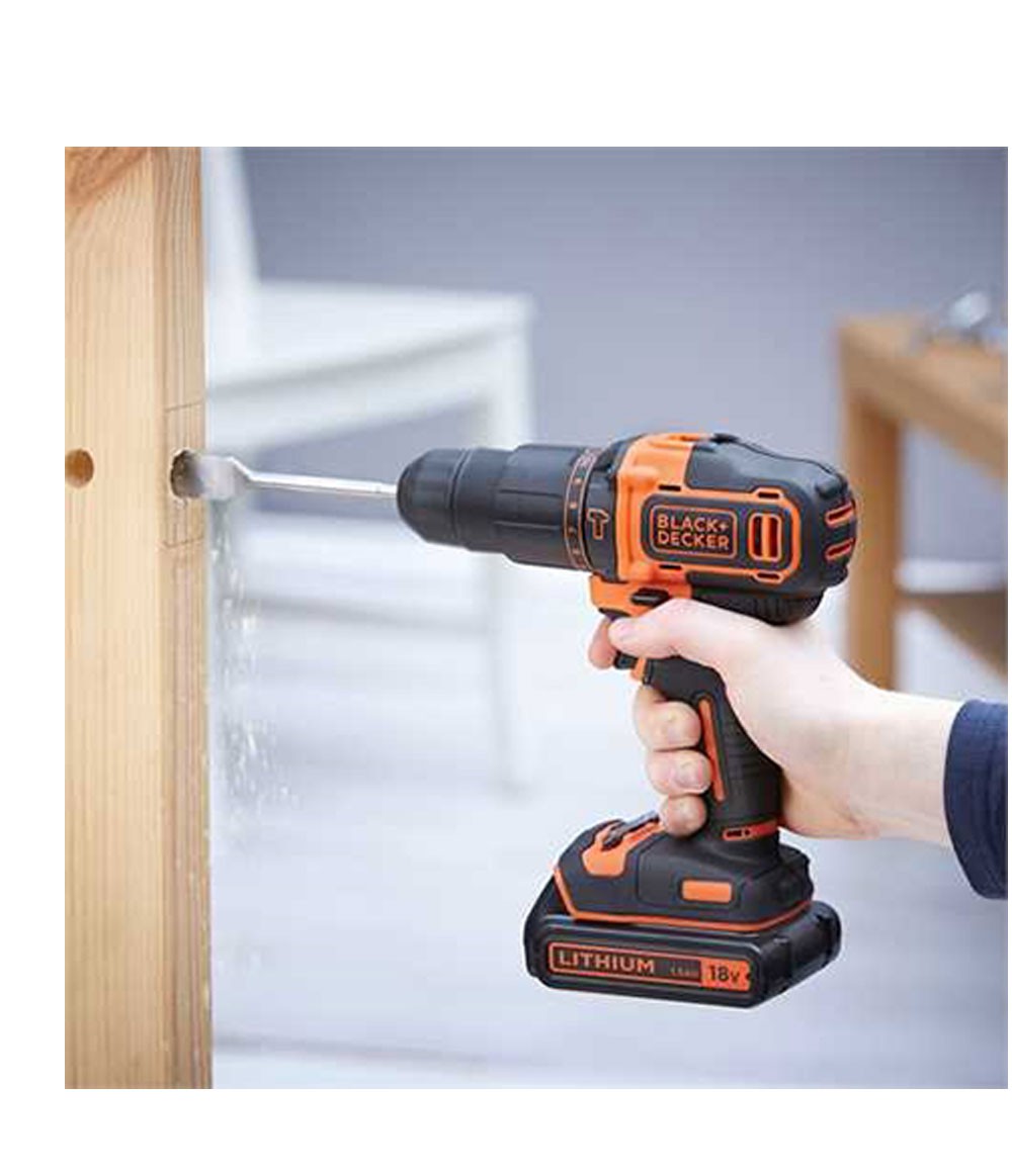 Taladro percutor BDCHD18K 18V + cargador 400mA + 1 batería Black+Decker