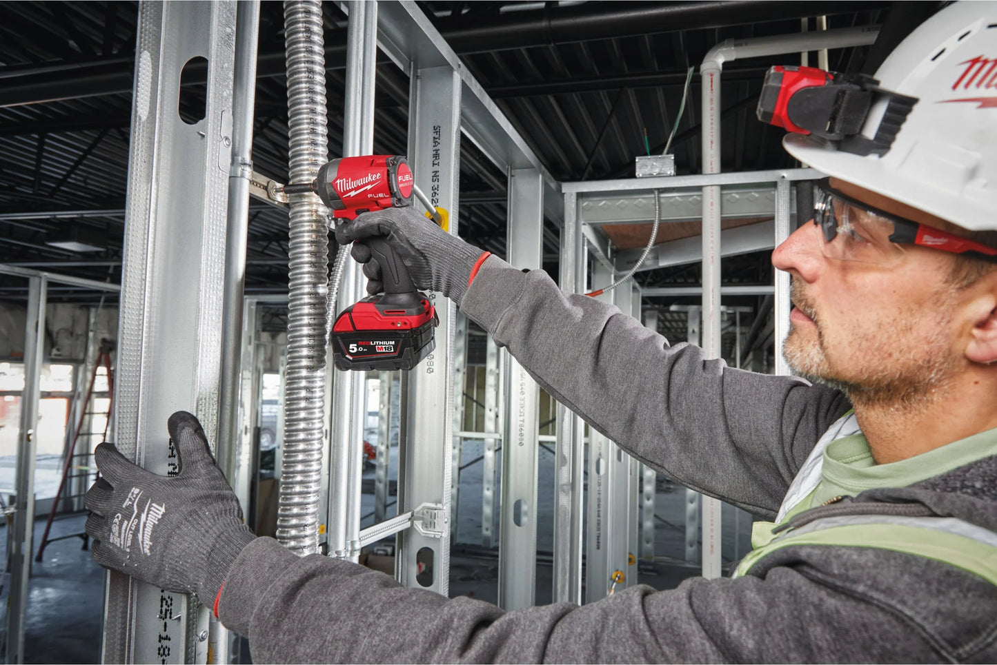 Milwaukee M18 FID3-502X M18 FUEL ¼″ hex impact driver + 2 × 5Ah batteries + charger + case