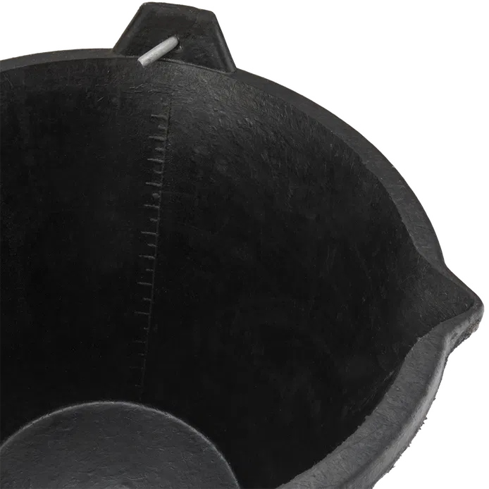 Cubo de caucho industrial 12L con asa metálica Bellota BKCIND12BM