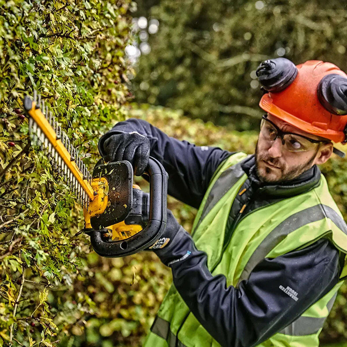 Cortasetos XR 18V 55cm Dewalt DCMHT564N